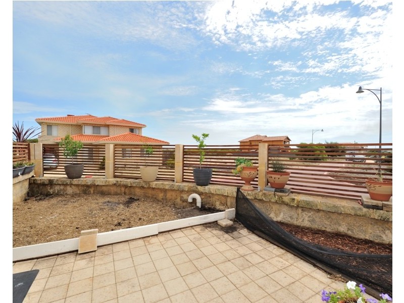 2 Jets Place, Port Kennedy WA 6172