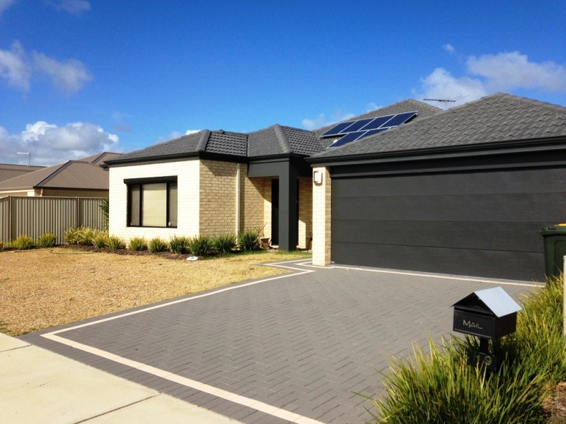 19 Alassio Parade, Secret Harbour WA 6173