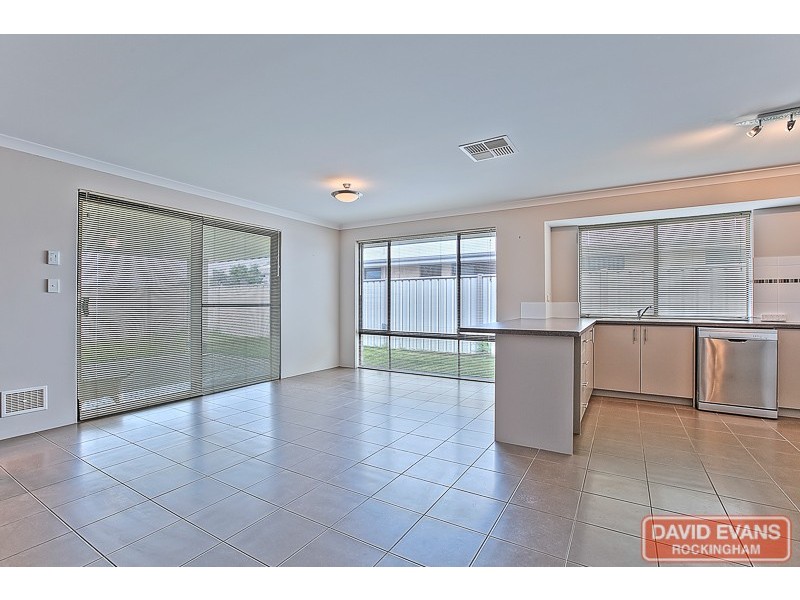 19 Alassio Parade, Secret Harbour WA 6173