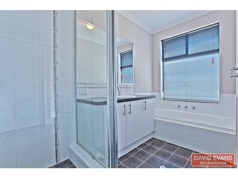 19 Alassio Parade, Secret Harbour WA 6173