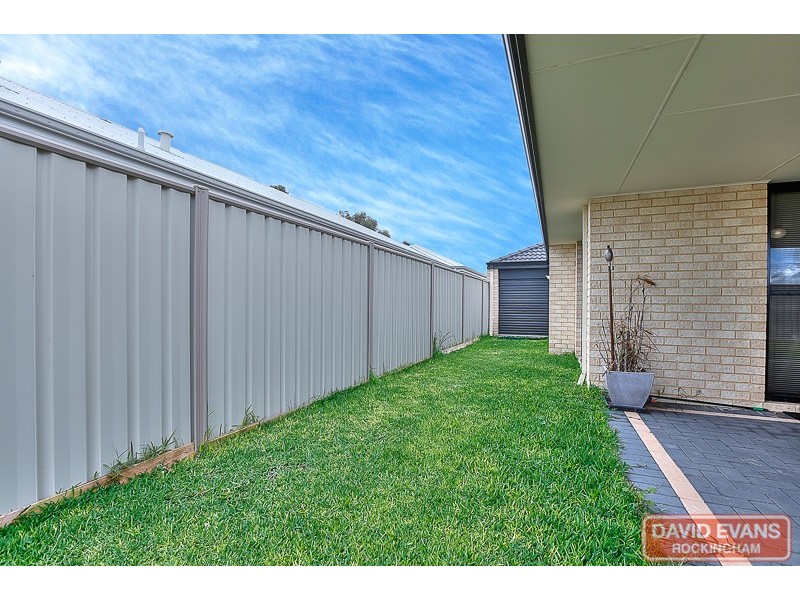 19 Alassio Parade, Secret Harbour WA 6173