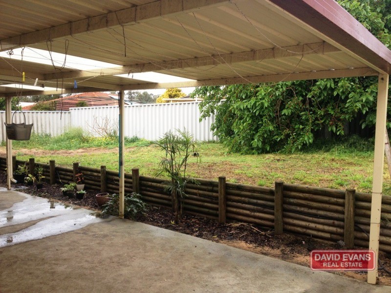 10 Graydon Grove, Leda WA 6170