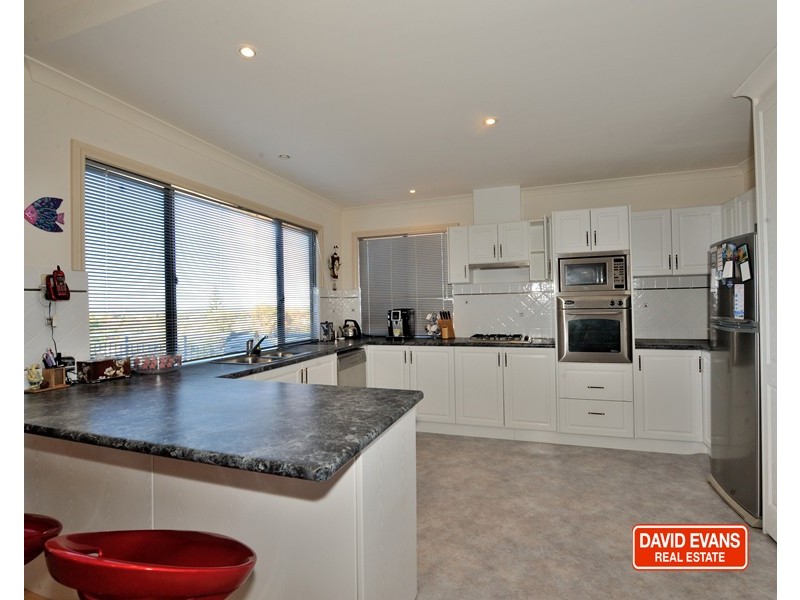 14 Hilda Road, Waikiki WA 6169