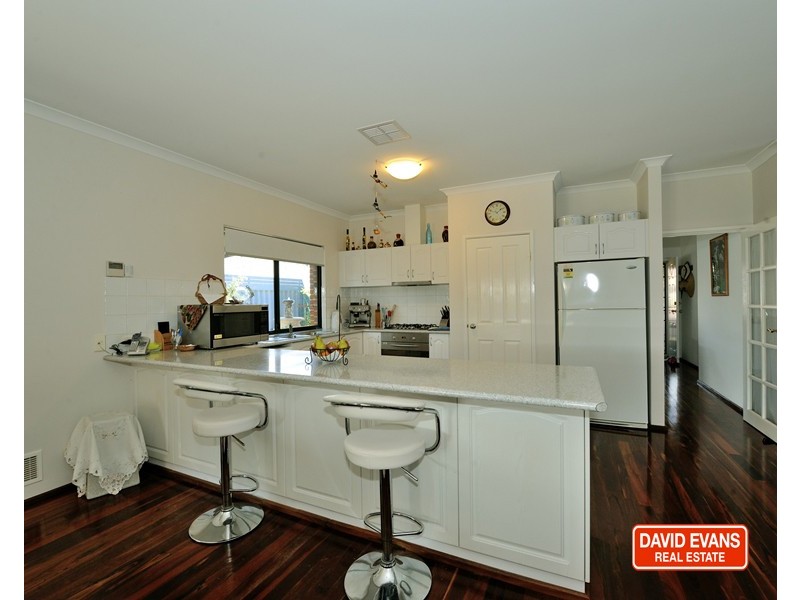 14 Valheru Avenue, Rockingham WA 6168