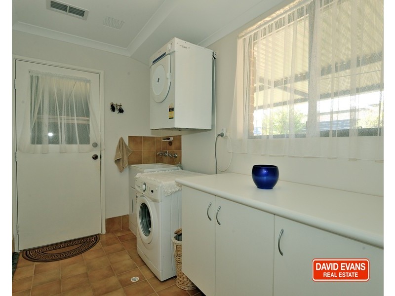 14 Valheru Avenue, Rockingham WA 6168