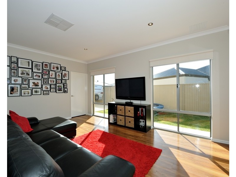 4 Rainbird Street, Baldivis WA 6171