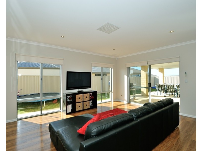 4 Rainbird Street, Baldivis WA 6171