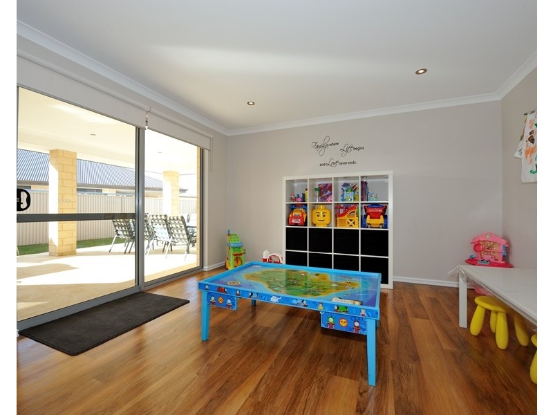 4 Rainbird Street, Baldivis WA 6171