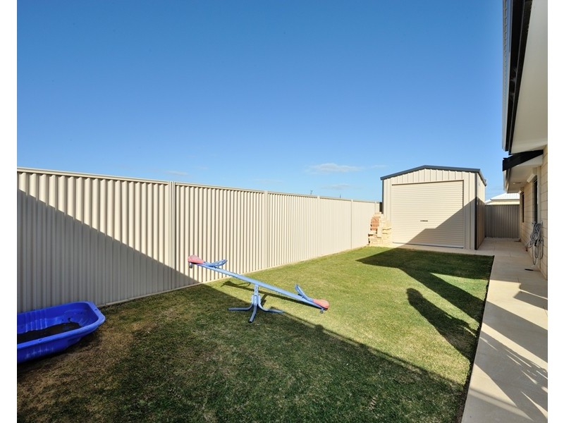 4 Rainbird Street, Baldivis WA 6171