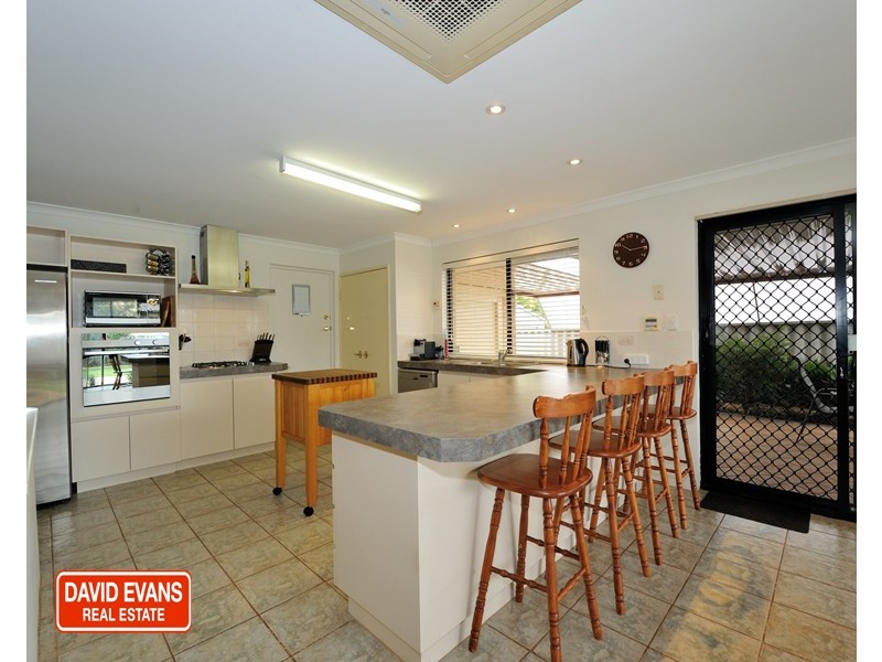 3 Kilmeny Loop, Warnbro WA 6169