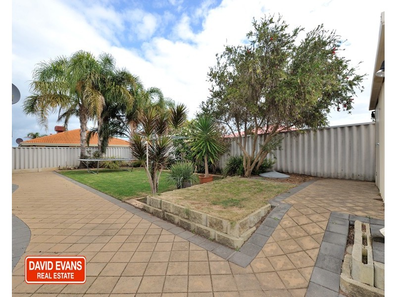 3 Kilmeny Loop, Warnbro WA 6169