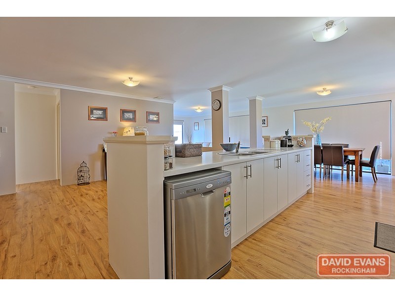 15 Ringwood Loop, Wellard WA 6170