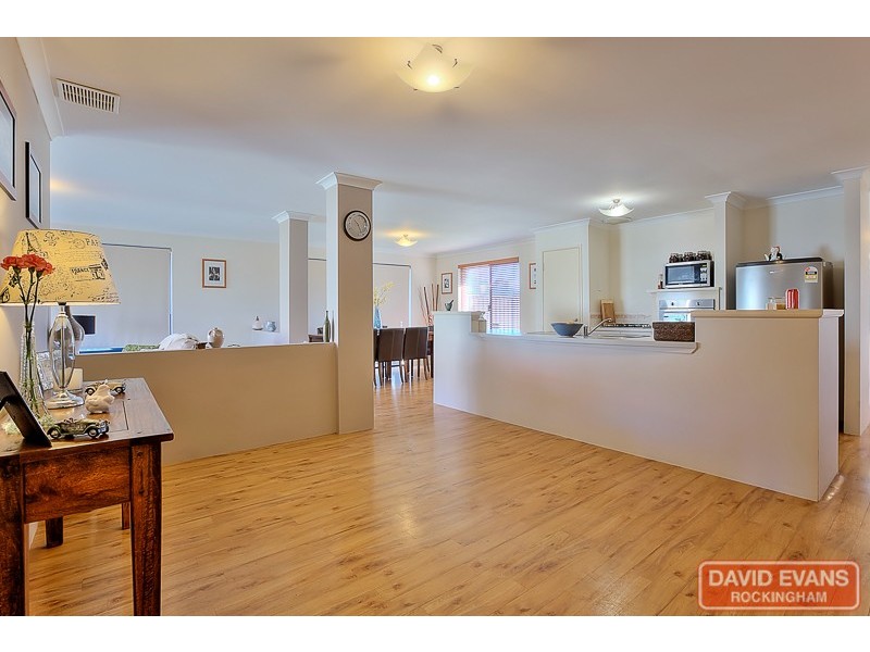 15 Ringwood Loop, Wellard WA 6170