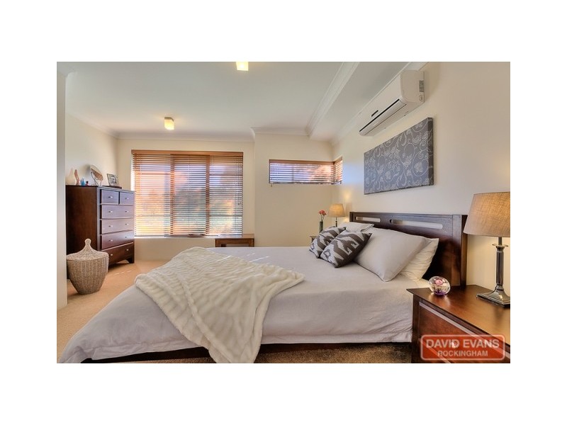 15 Ringwood Loop, Wellard WA 6170