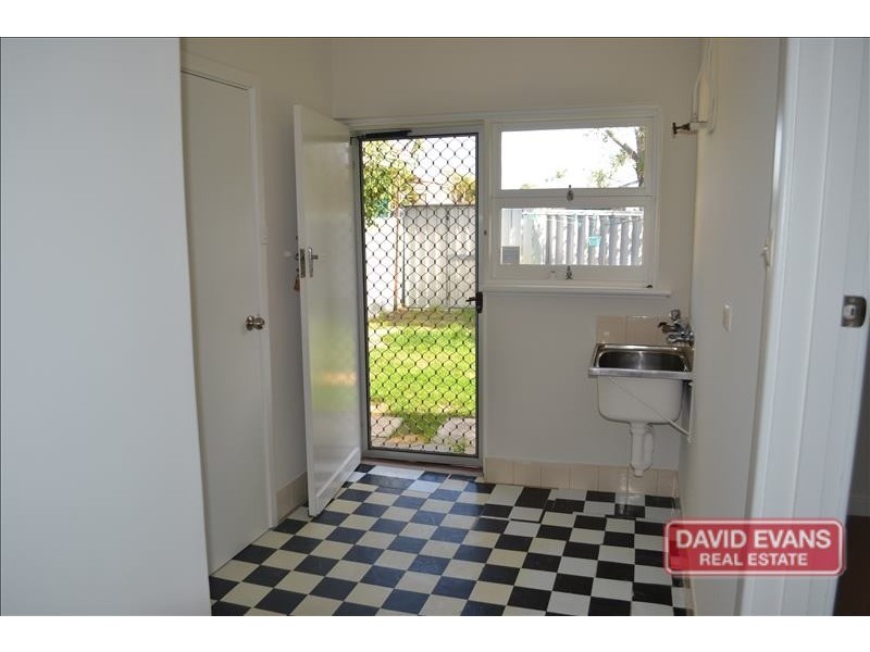 21a Ray Street, Rockingham WA 6168