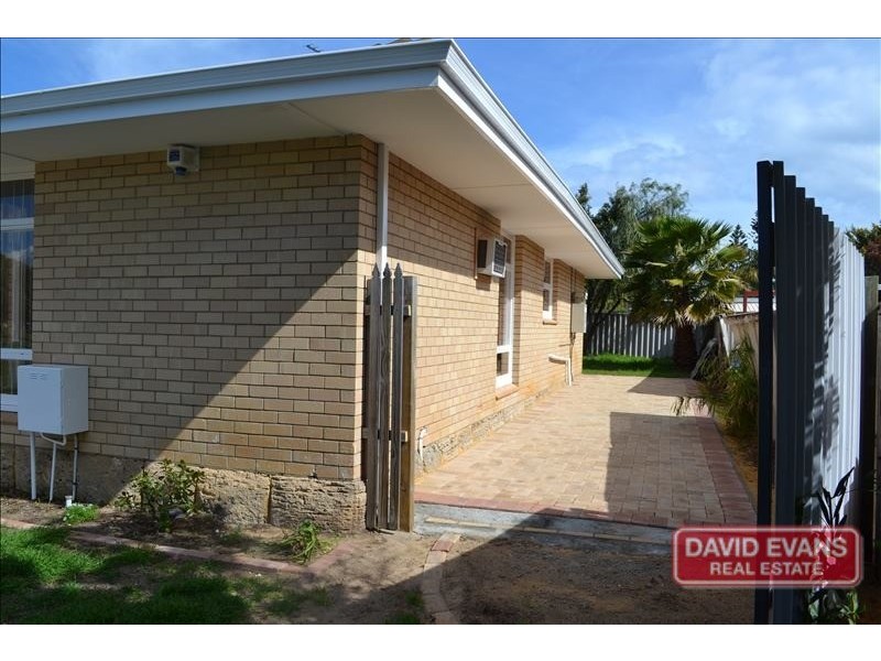 21a Ray Street, Rockingham WA 6168