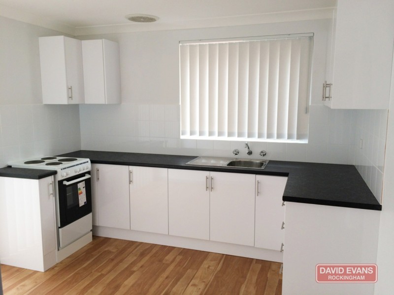 12 Mataitai Loop, Cooloongup WA 6168