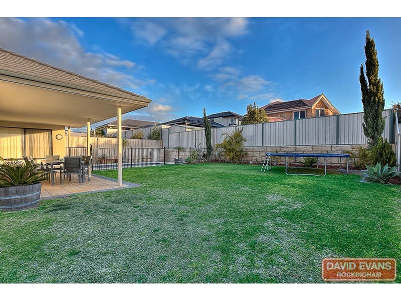 38 Bancoura Parkway, Secret Harbour WA 6173