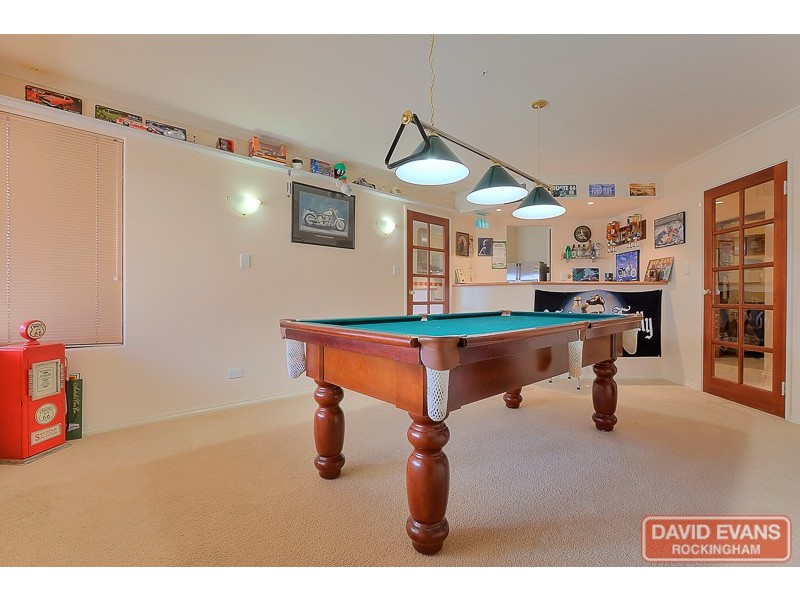 28 Bluefields Parkway, Port Kennedy WA 6172