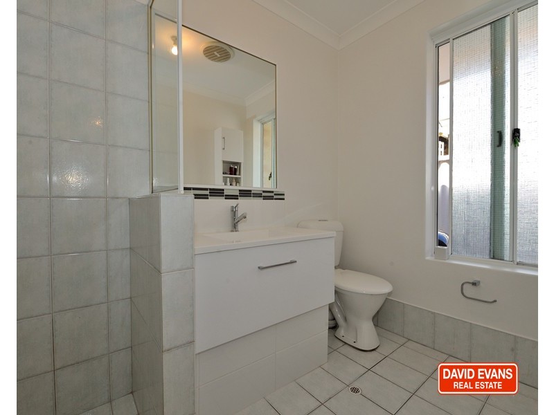 42 Royal Palm Drive, Warnbro WA 6169