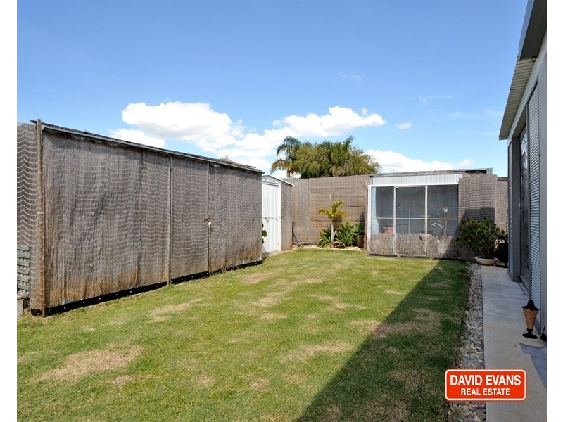 42 Royal Palm Drive, Warnbro WA 6169