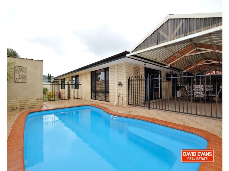 23 Touraine Vista, Port Kennedy WA 6172