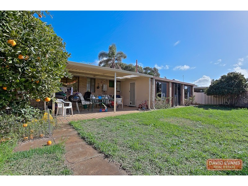 17 Kitson Street, Rockingham WA 6168