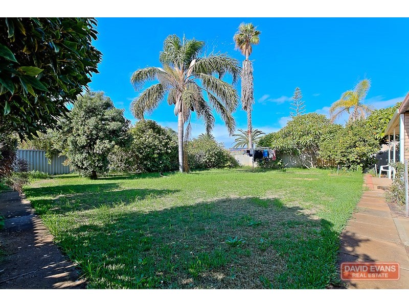 17 Kitson Street, Rockingham WA 6168