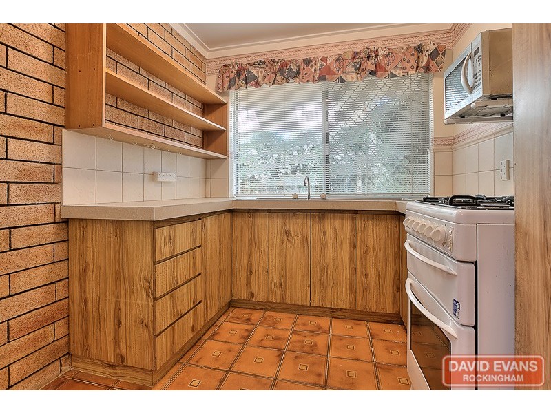 6/5 Louise Street, Rockingham WA 6168