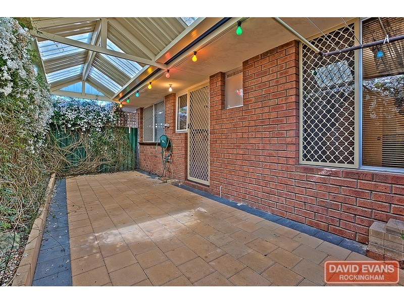 6/5 Louise Street, Rockingham WA 6168