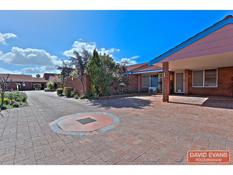 6/5 Louise Street, Rockingham WA 6168
