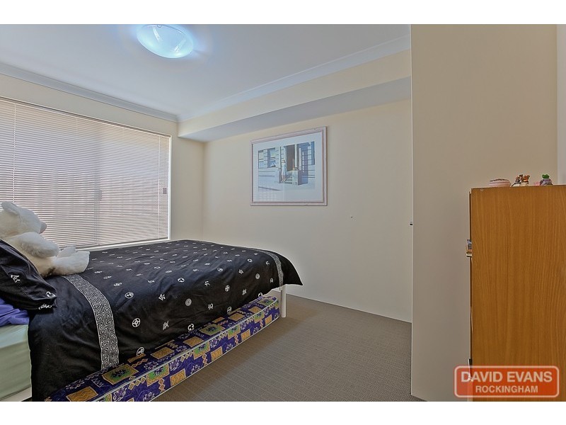 1 Arnside Bend, Waikiki WA 6169