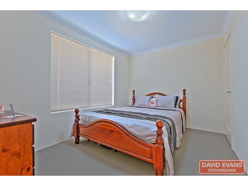 1 Arnside Bend, Waikiki WA 6169