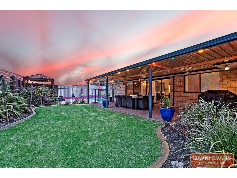 6 Porto Novo Mews, Secret Harbour WA 6173