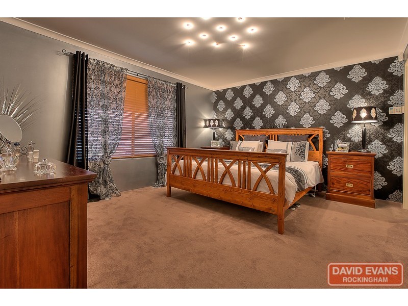 6 Porto Novo Mews, Secret Harbour WA 6173