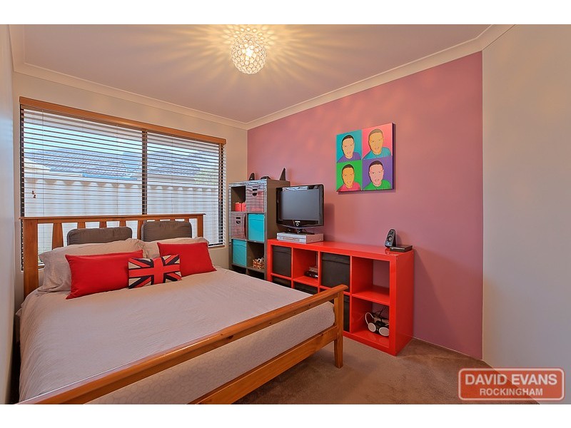 6 Porto Novo Mews, Secret Harbour WA 6173