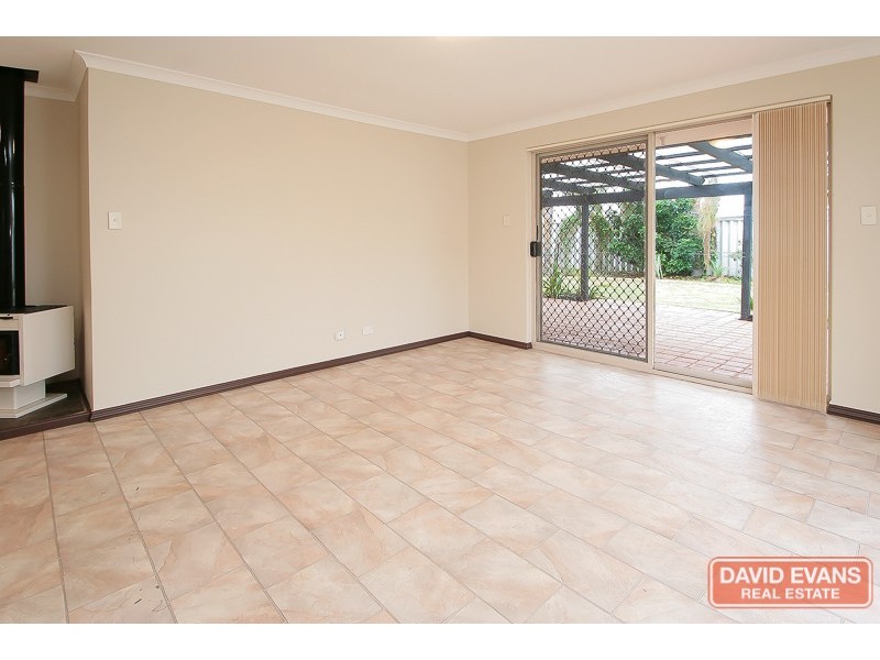 25 La Grange Place, Meadow Springs WA 6210