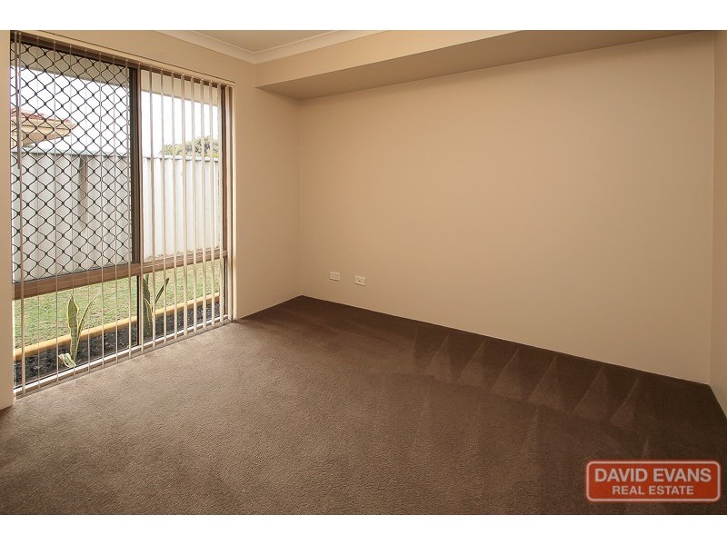 25 La Grange Place, Meadow Springs WA 6210