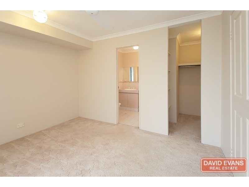 25 La Grange Place, Meadow Springs WA 6210