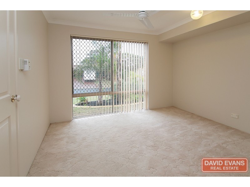 25 La Grange Place, Meadow Springs WA 6210