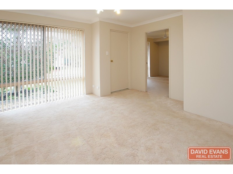 25 La Grange Place, Meadow Springs WA 6210