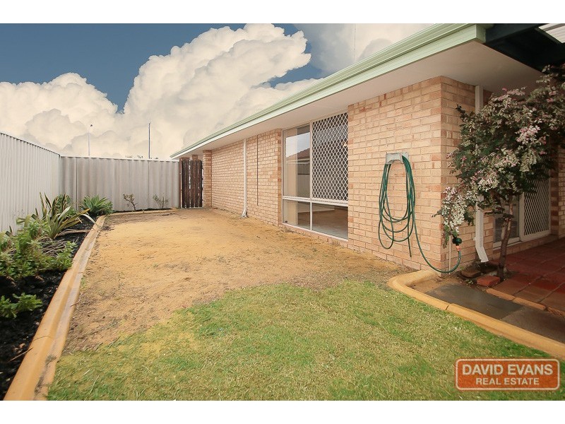 25 La Grange Place, Meadow Springs WA 6210