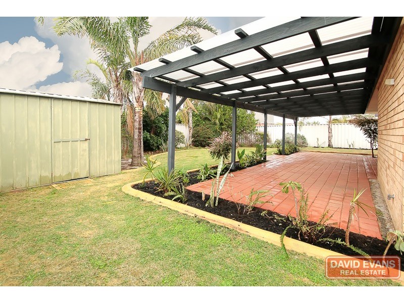 25 La Grange Place, Meadow Springs WA 6210