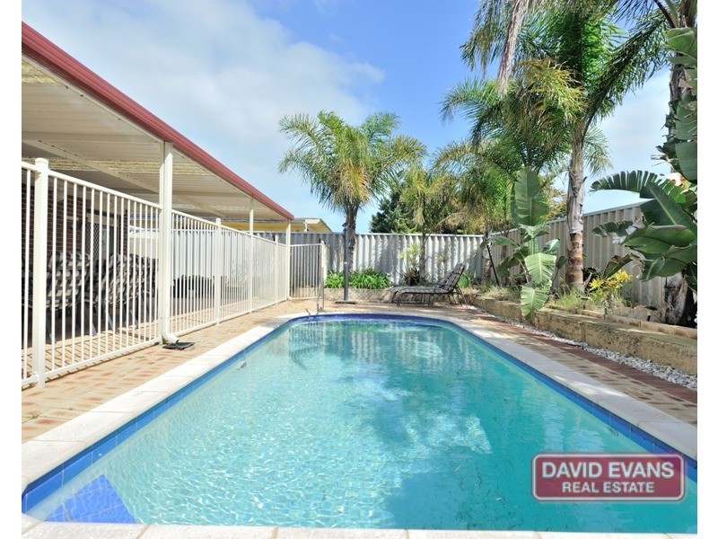 22 Mackay Place, Cooloongup WA 6168