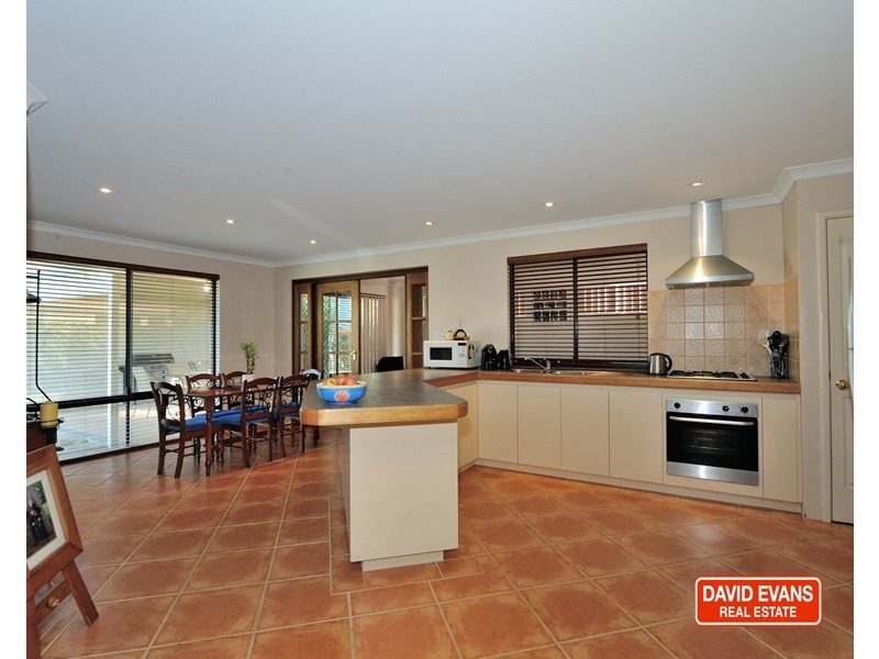 1 Armistice Way, Warnbro WA 6169