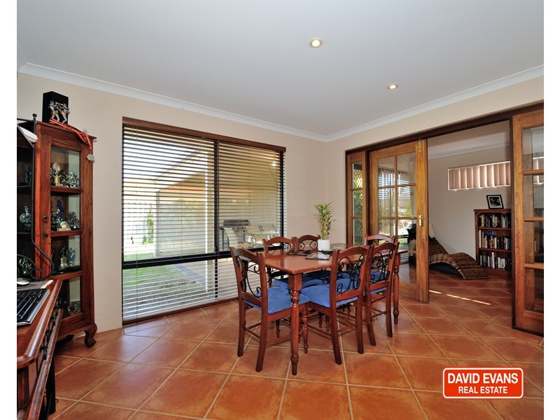 1 Armistice Way, Warnbro WA 6169