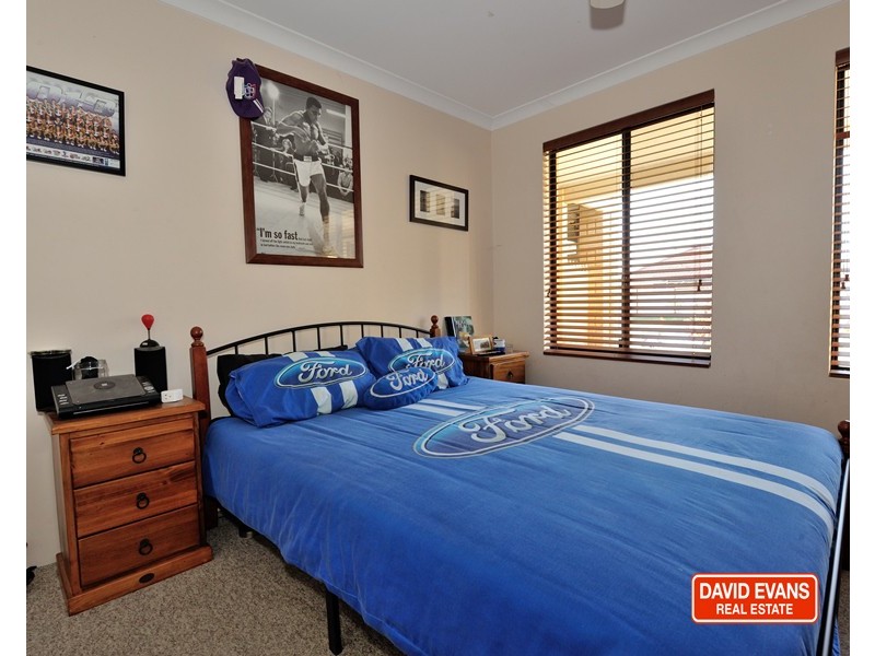 1 Armistice Way, Warnbro WA 6169