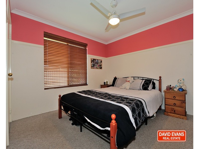 1 Armistice Way, Warnbro WA 6169
