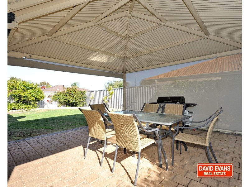 1 Armistice Way, Warnbro WA 6169