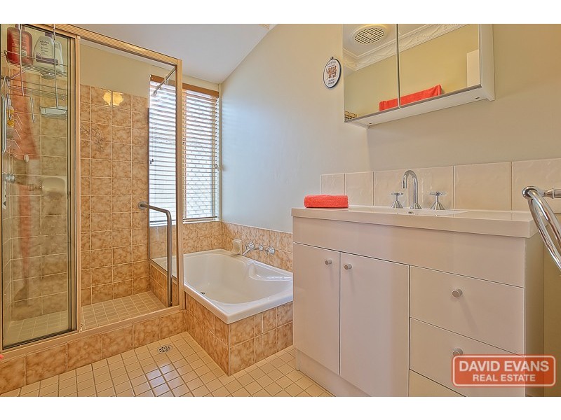 8 De Grey Close, Cooloongup WA 6168